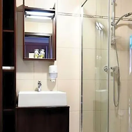 Ezusthid Hotell Veszprém