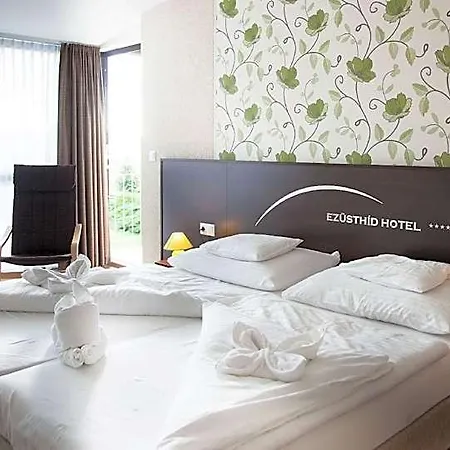 Hotell Ezusthid