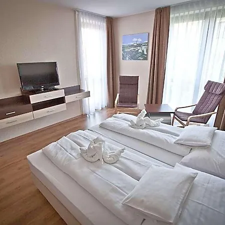 Ezusthid Hotell